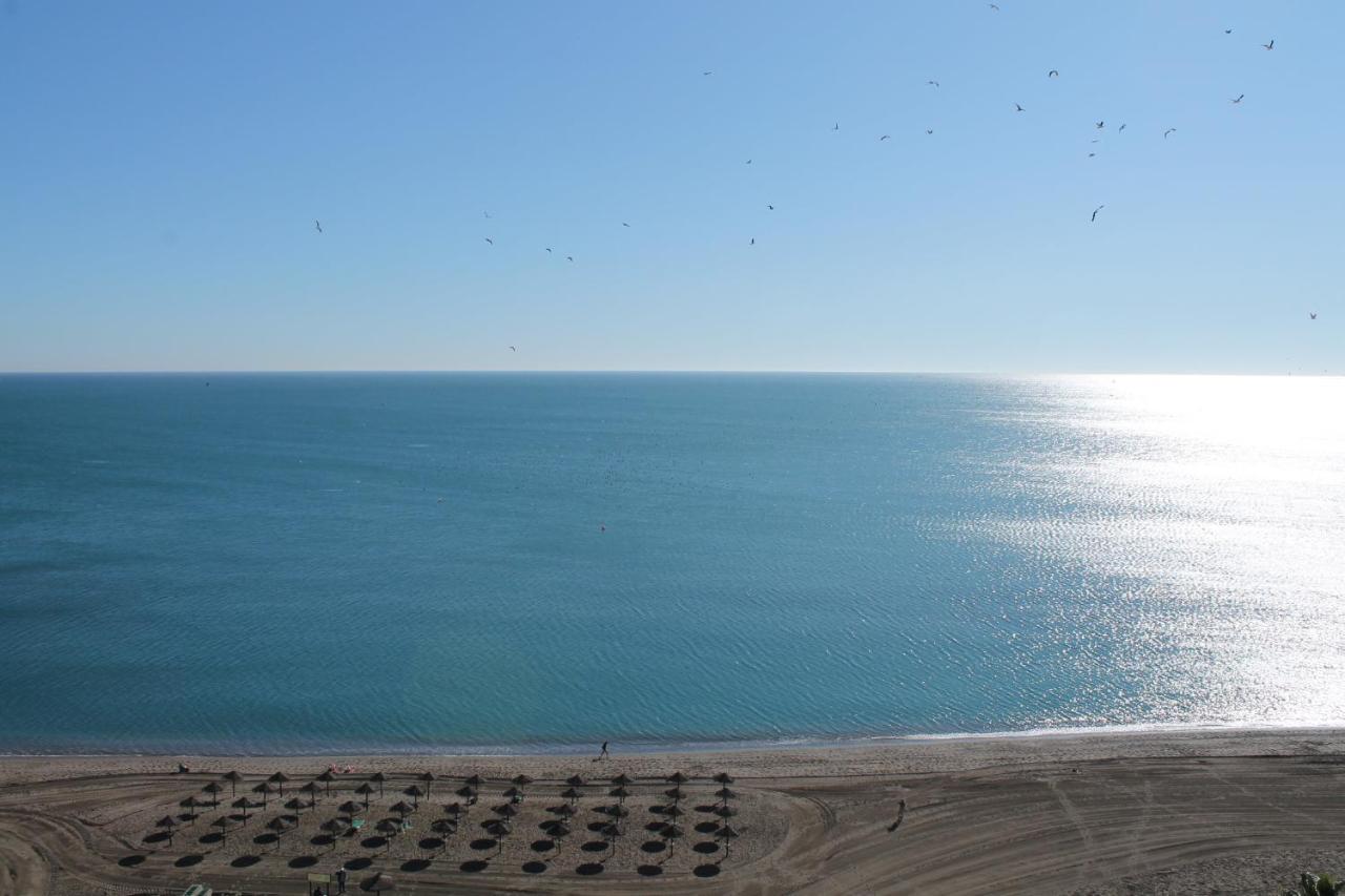 Malagueta Beach Apartment Malaga Exterior photo
