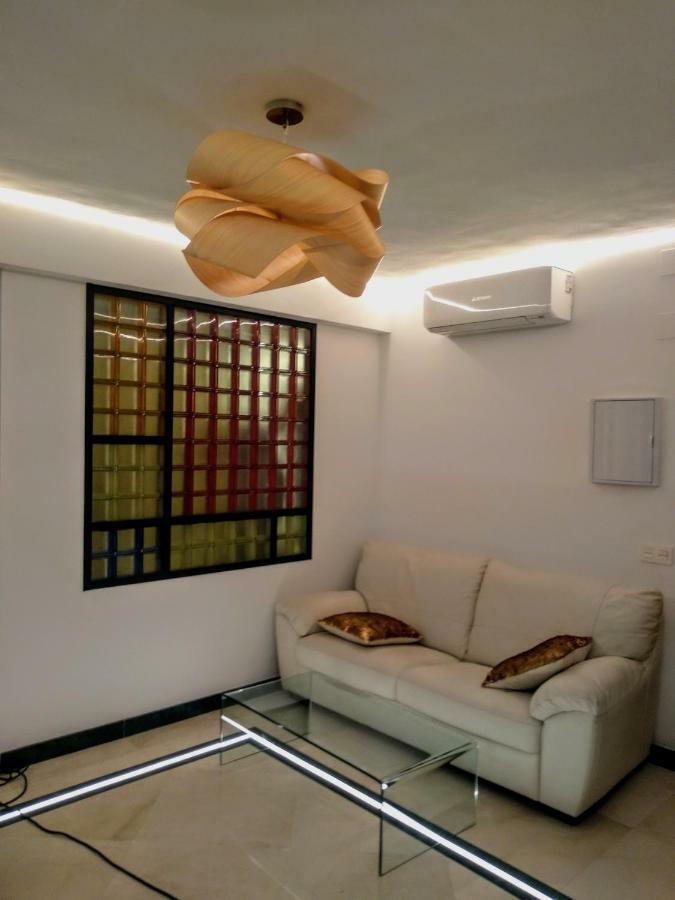 Malagueta Beach Apartment Malaga Exterior photo